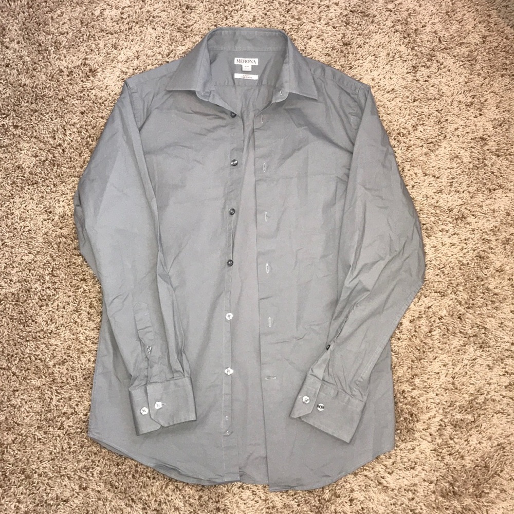 Men’s dress shirt size slim fit small barely worn